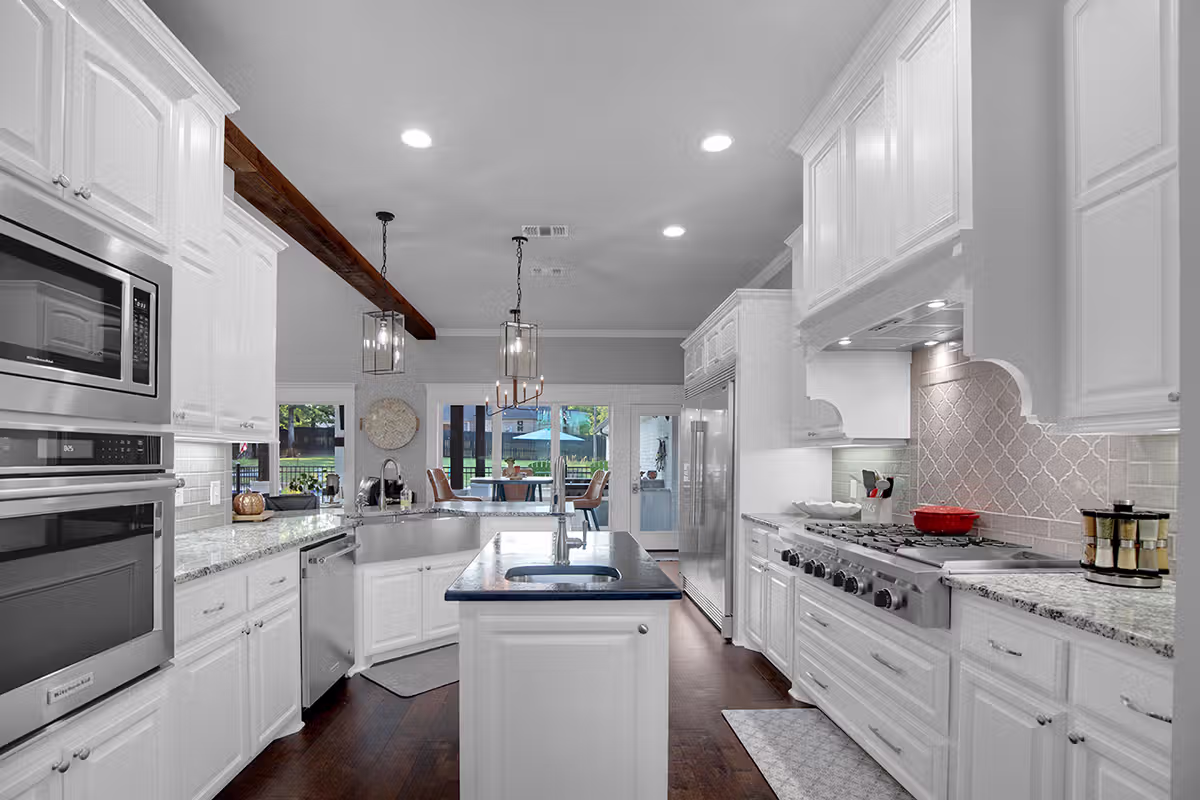 Redwater TX Luxury Home Modern Kitchen