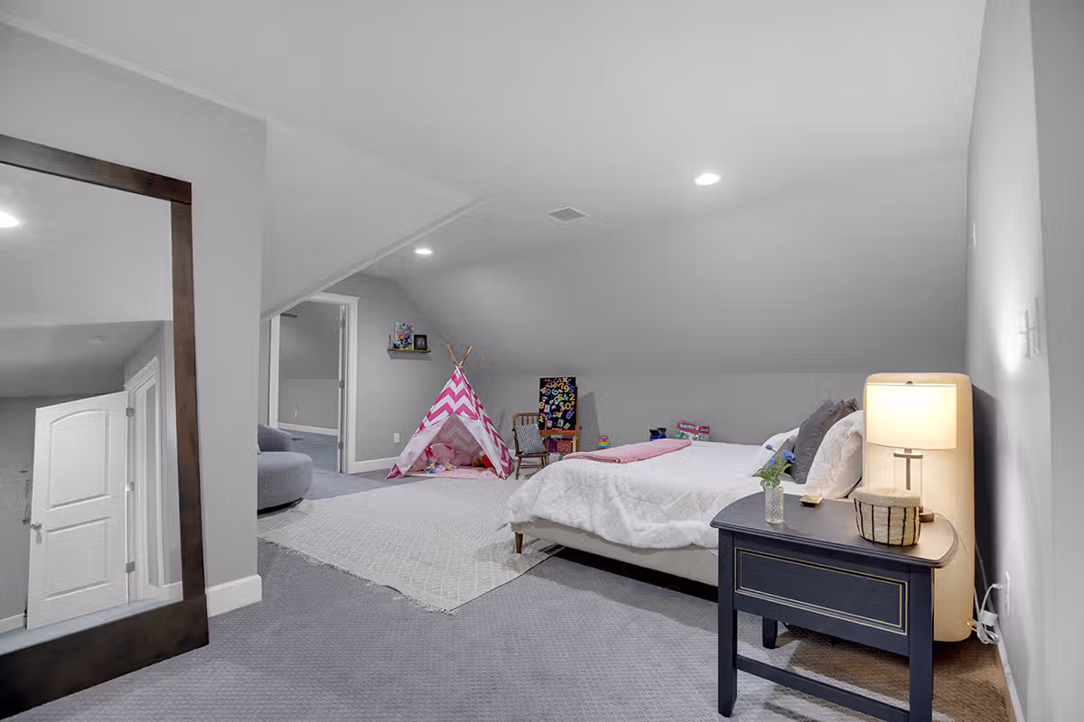 Redwater Texas Home for Sale Large Bedroom