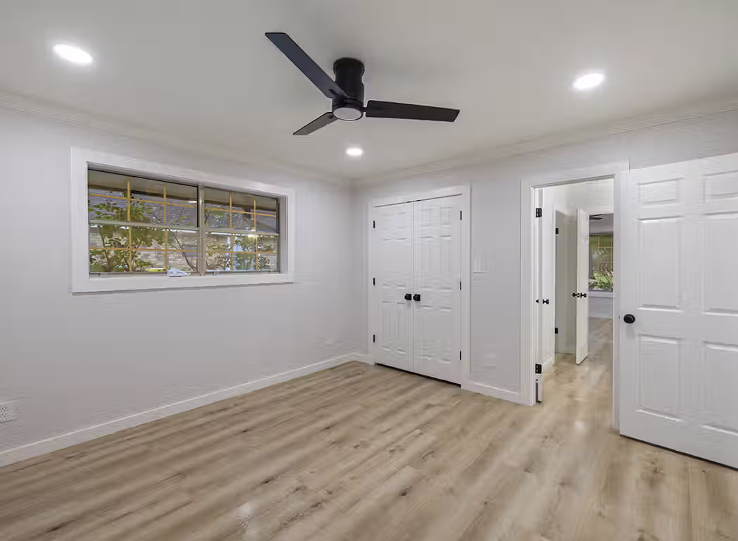 Maplecrest Bedroom 4 Ensuite HDR Real Estate Photo