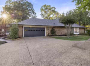 Maplecrest Driveway Garage Front HDR Real Estate Photo