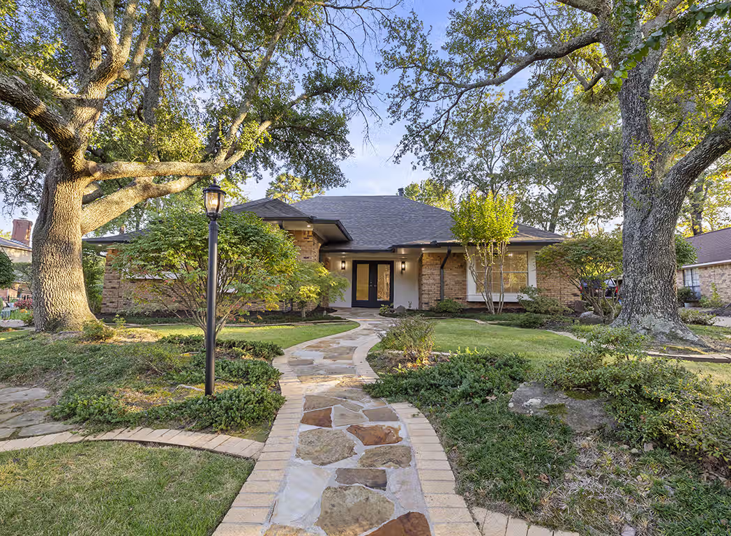 Maplecrest Front Exterior 1 HDR Real Estate Photo