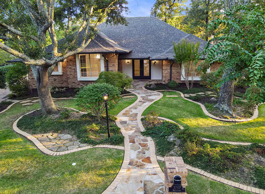 Maplecrest Front Yard Drone Real Estate Photo