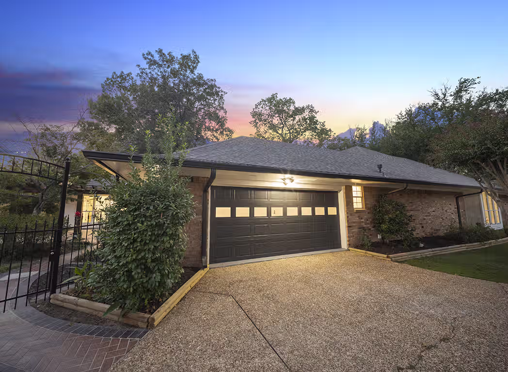 Maplecrest Garage Epoxy Floor HDR Real Estate Photo