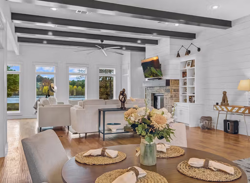 Texarkana Real Estate Photos dining area 253 southern lake rd Texarkana open concept