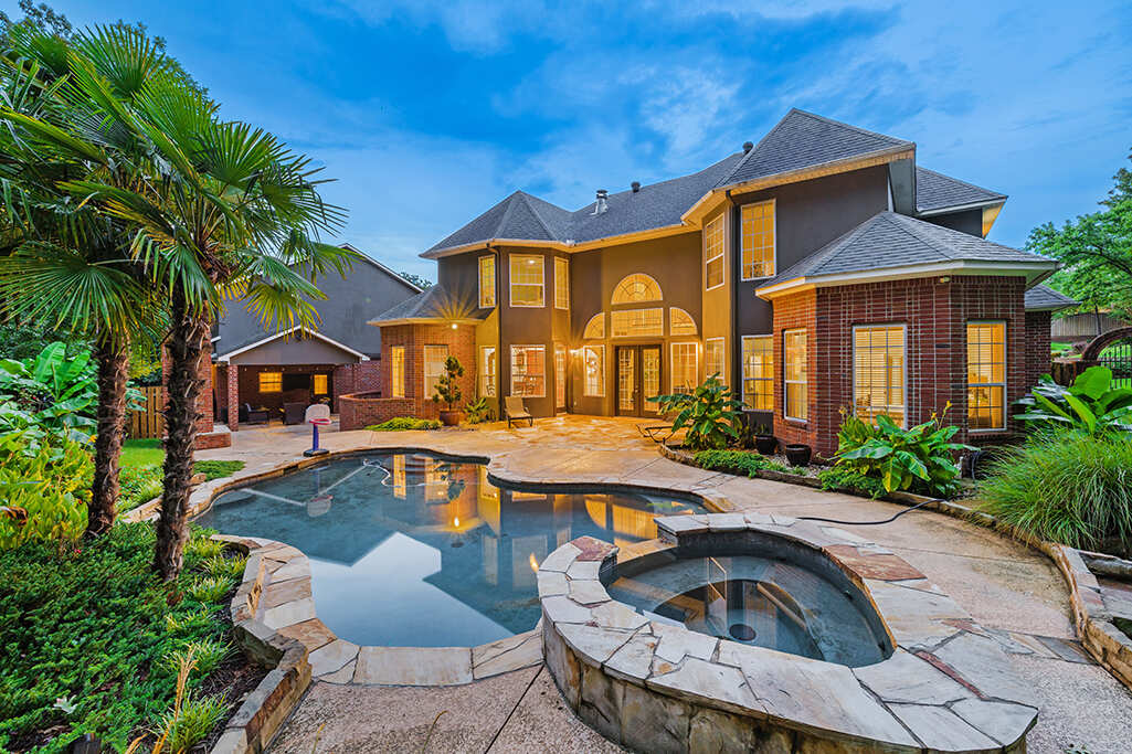 Real Estate Photography Company Stonegate Cir Texarkana HDR Back Yard Pool View Twilight Photography