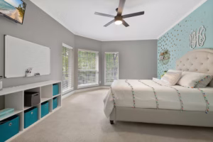Real Estate Photography Company Stonegate Cir Texarkana Secondary Bedroom With Bay Windows