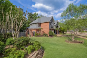 Real Estate Photography Company Stonegate Cir Texarkana Side Yard And Landscaping