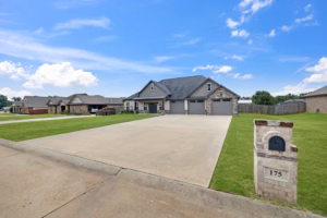 Real Estate Media Front Exterior Mailbox View
