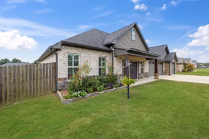 Real Estate Media Side Exterior Landscaping