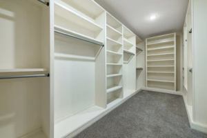 Real Estate Media Walk In Closet Shelving